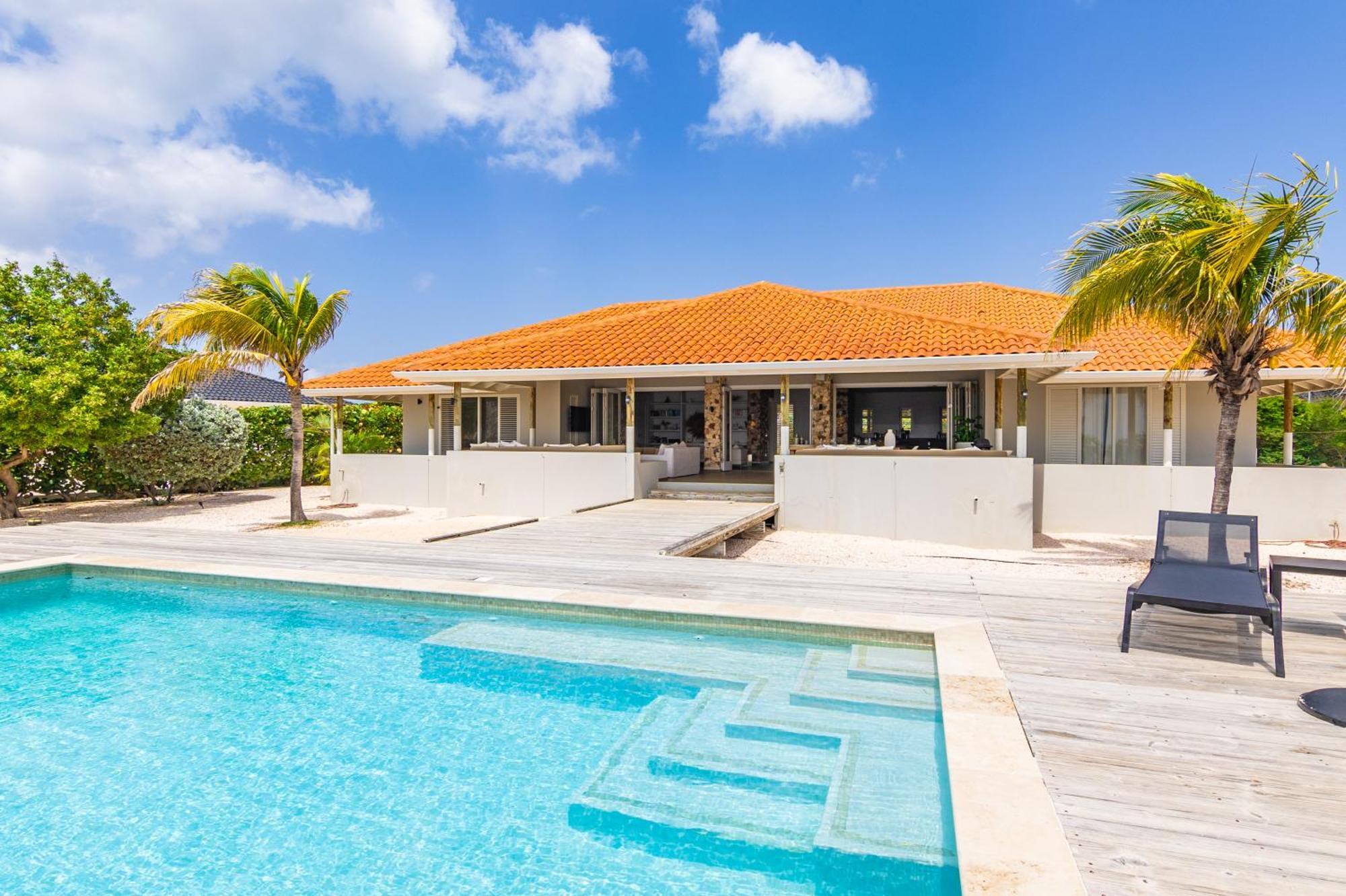 Coral Estate Holidays Willibrordus Exterior photo