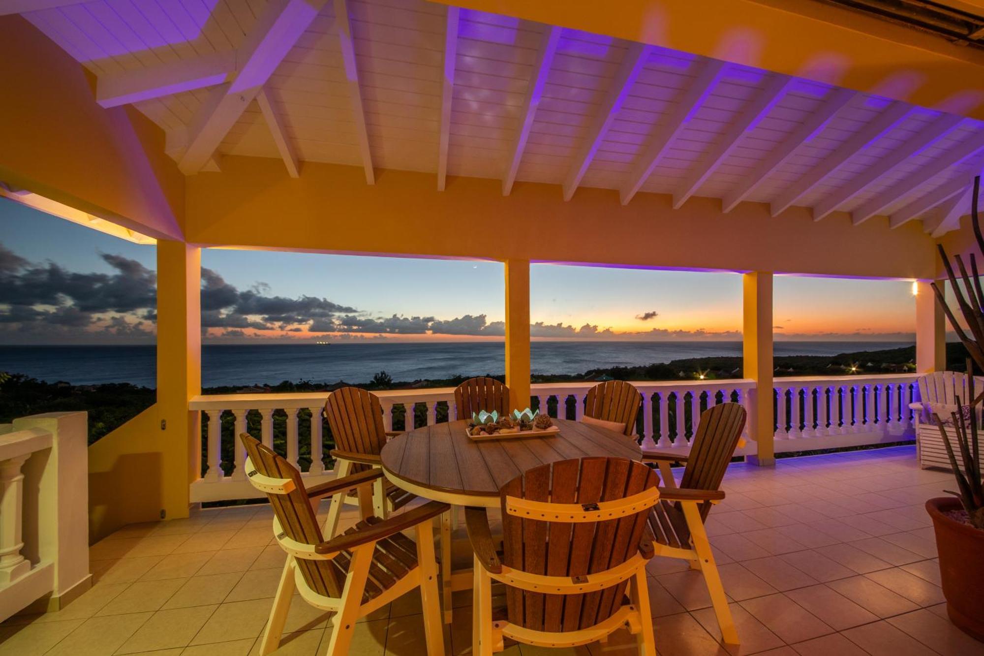 Coral Estate Holidays Willibrordus Room photo